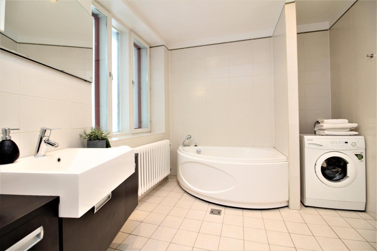 Tallinn City Apartments Freedom Square Екстер'єр фото